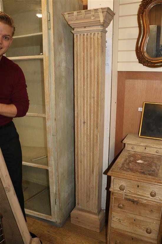 A pair of carved fluted pine pilasters W.36cm